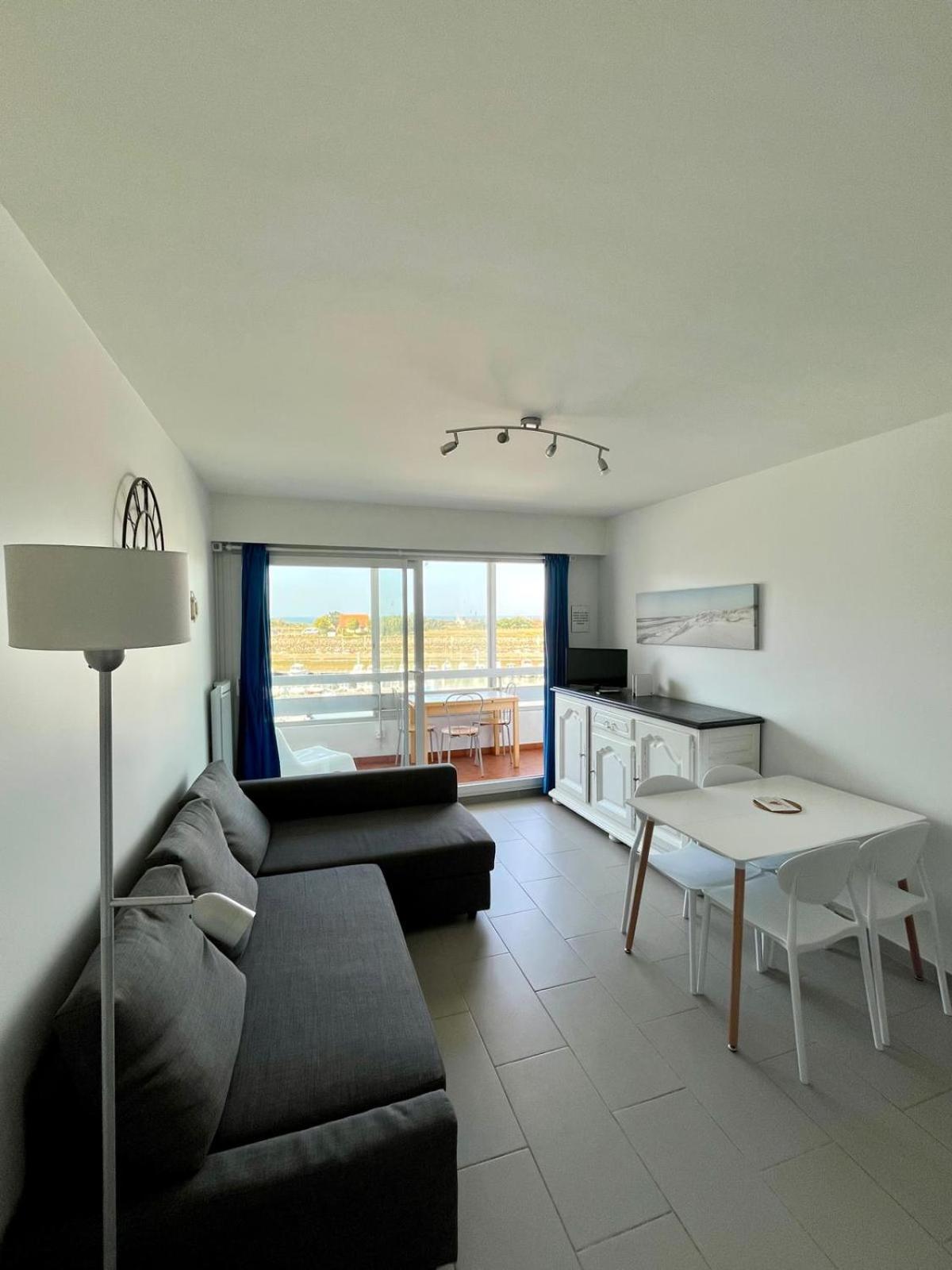 Appartement Vue Mer Et Marina, Loggia - Parking Courseulles-sur-Mer Zewnętrze zdjęcie