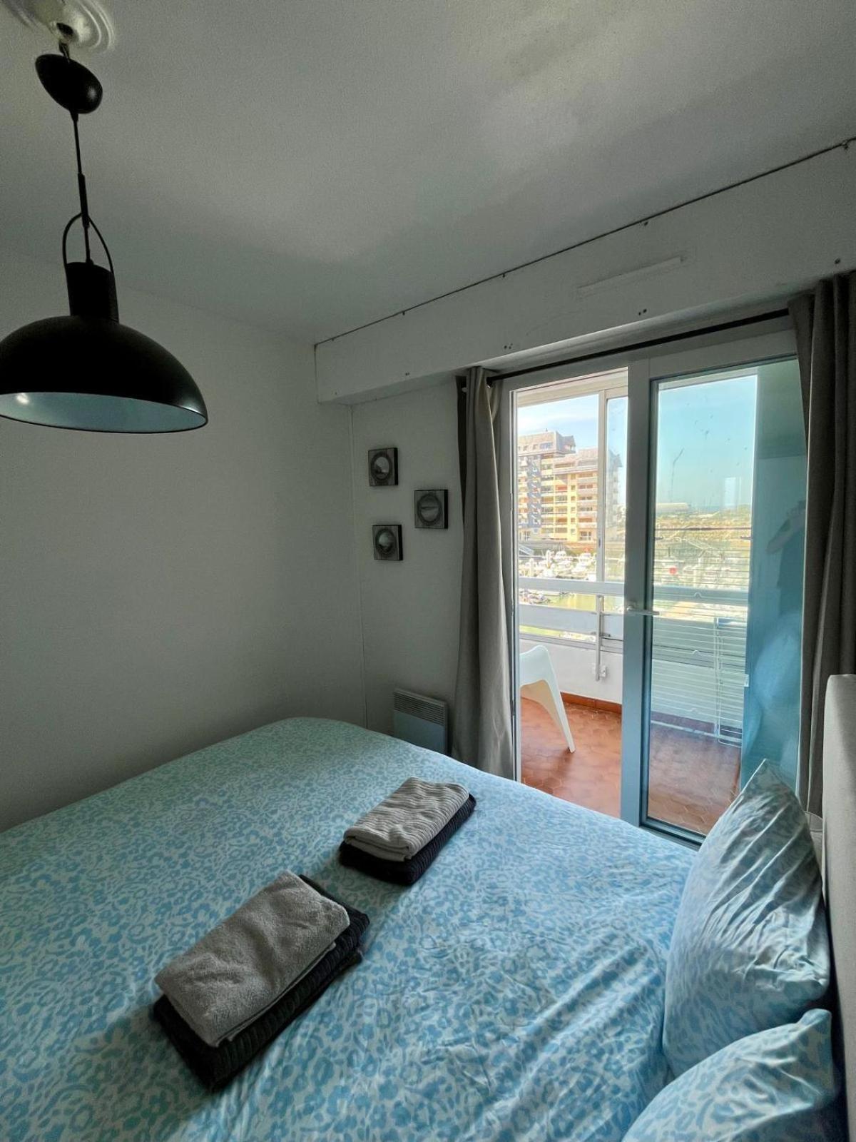 Appartement Vue Mer Et Marina, Loggia - Parking Courseulles-sur-Mer Zewnętrze zdjęcie